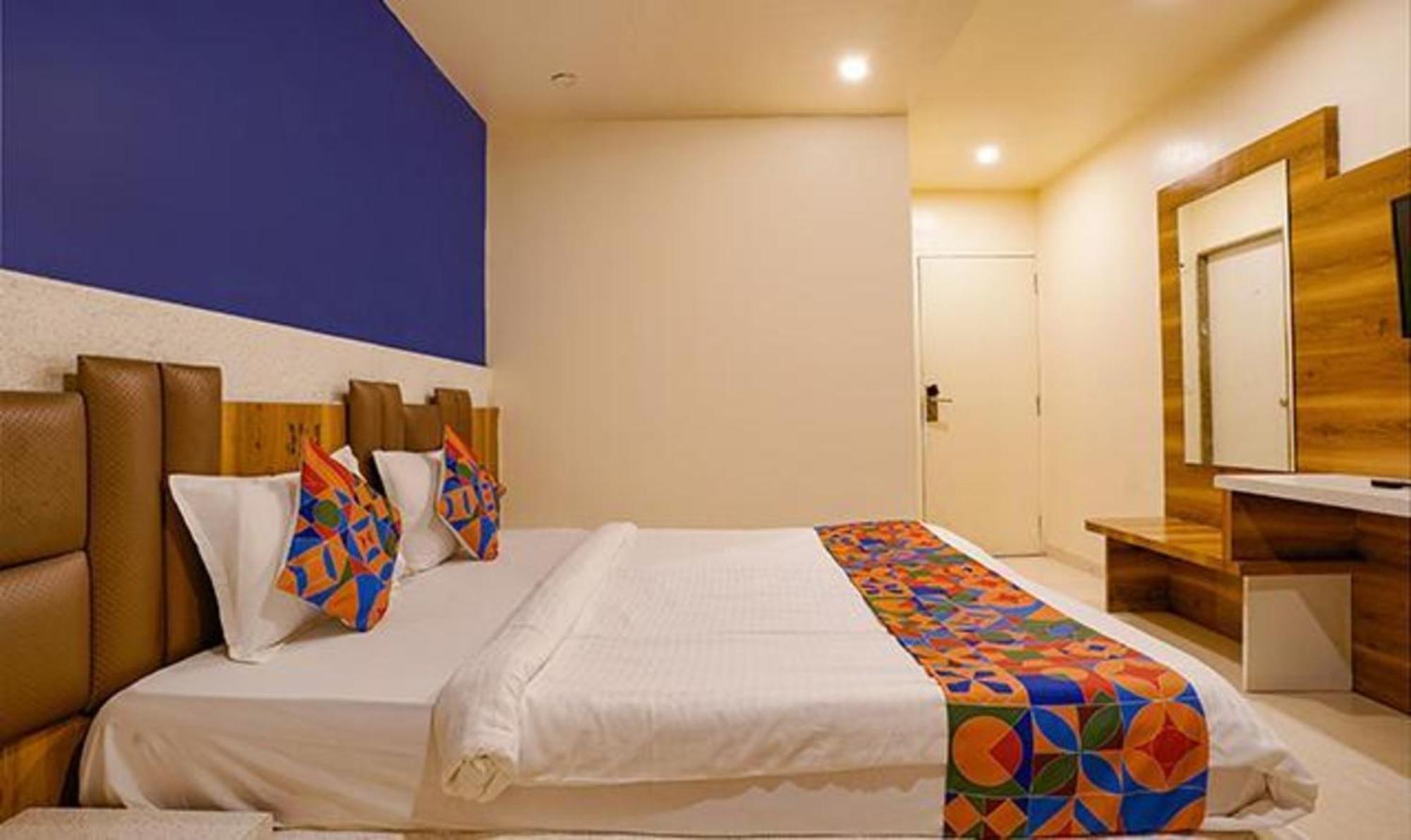 Fabexpress Veera Residency Hotel Mumbai Exterior foto