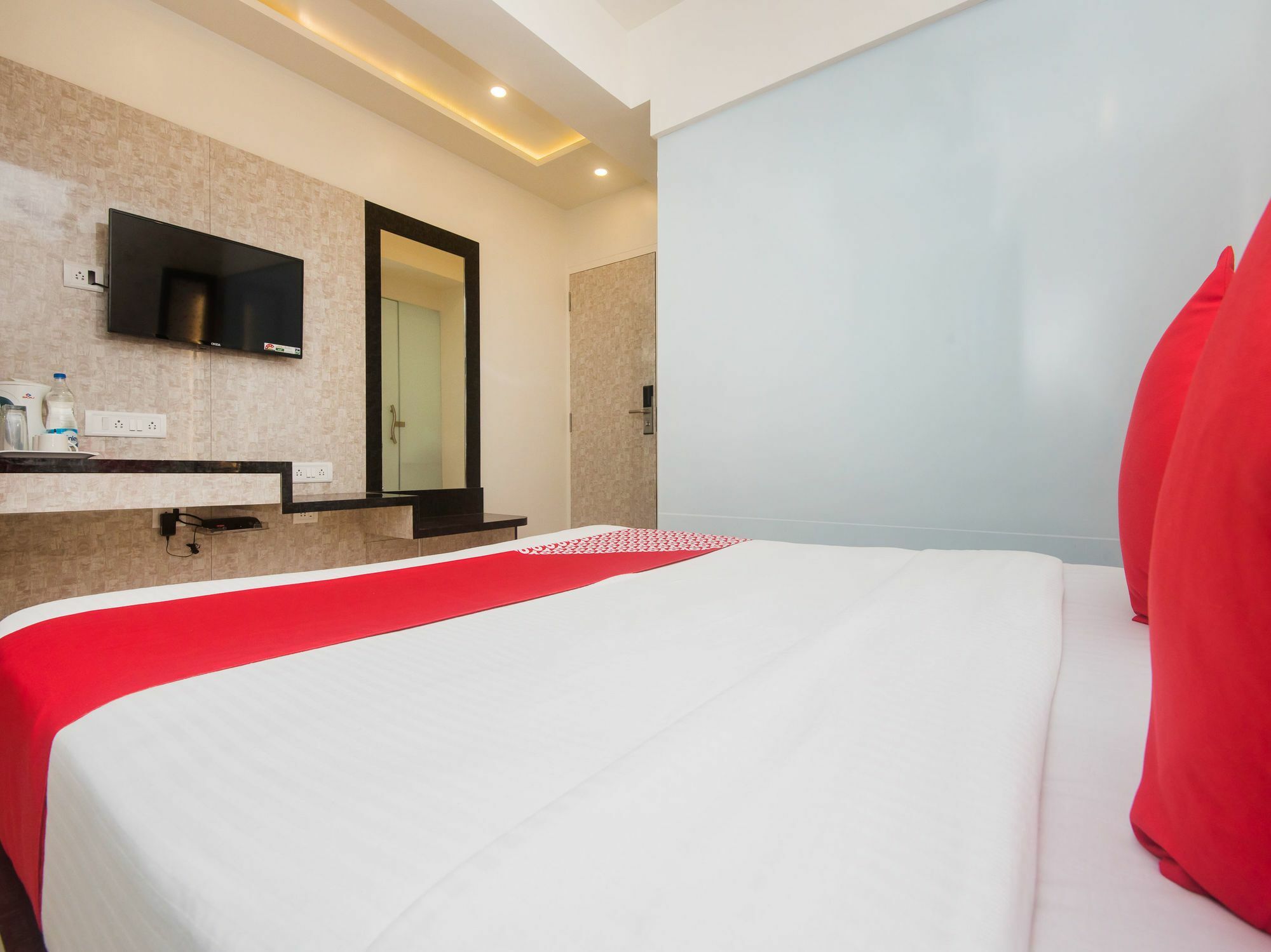 Fabexpress Veera Residency Hotel Mumbai Exterior foto